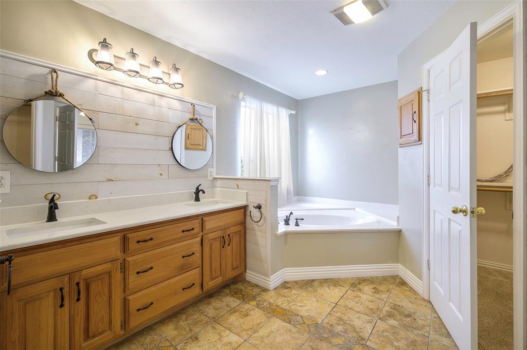 11278 Jackson Road Krum, TX 76249 - Photo 12 of 25