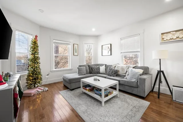 $3,600 | 783 Washington Street, Unit 2, Boston, MA 02124