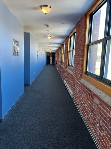 $2,275 | 1117 Douglas Avenue, Unit 303, North Providence, RI 02904