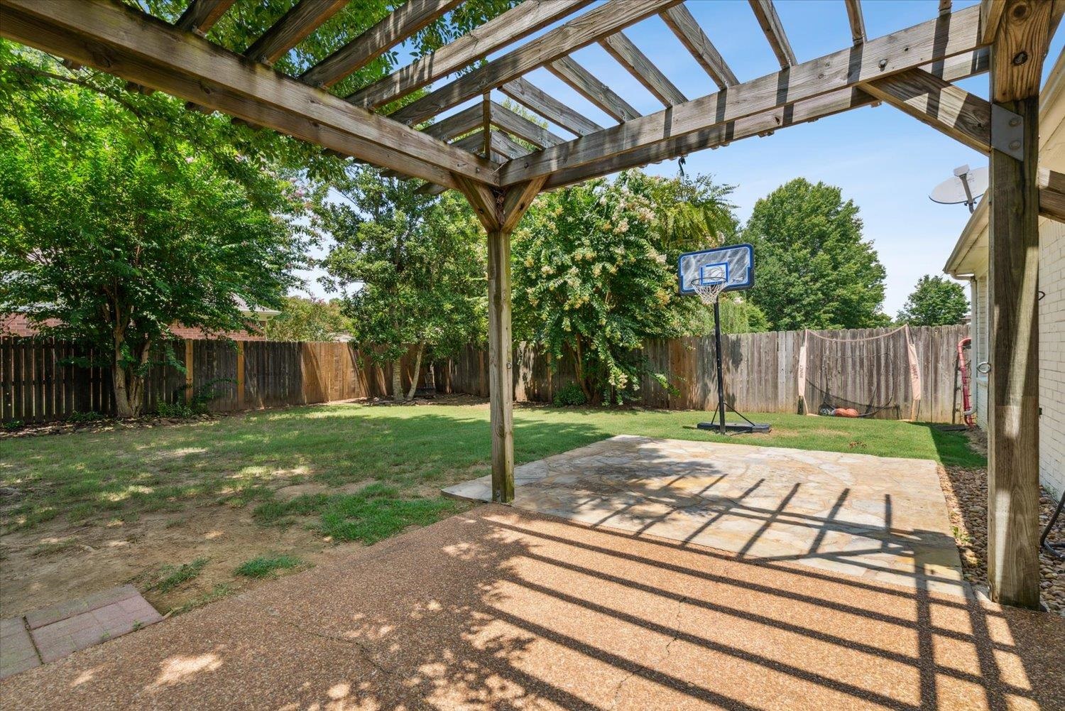1423 Howling Drive Collierville, TN 38017 - Photo 28 of 28 View of patio with a pergola