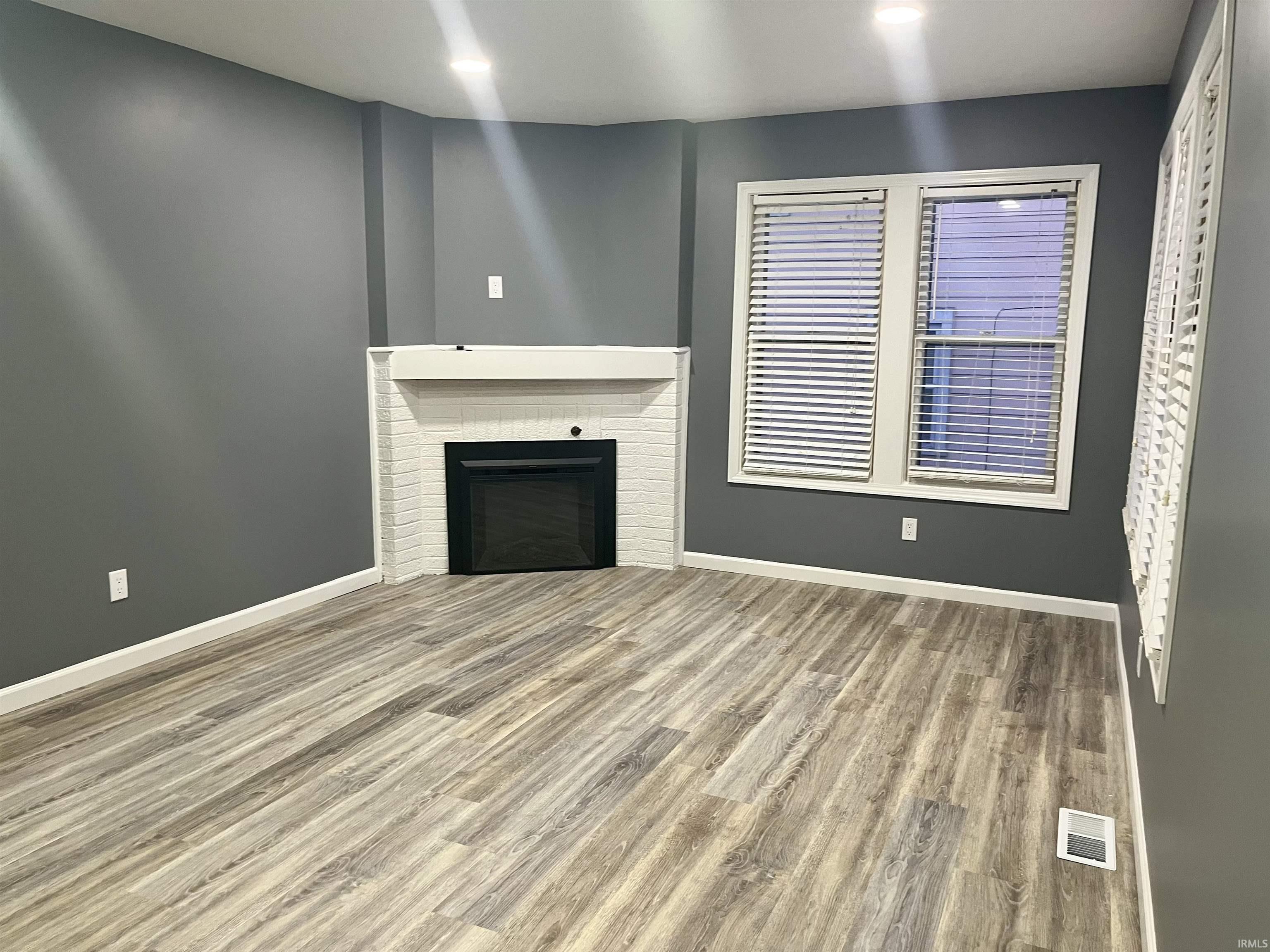 326 East 9th Street Jasper, IN 47546 - Photo 4 of 26