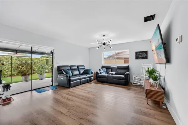 $4,700 | 2385 Southwest 131st Place, Miami, FL 33175