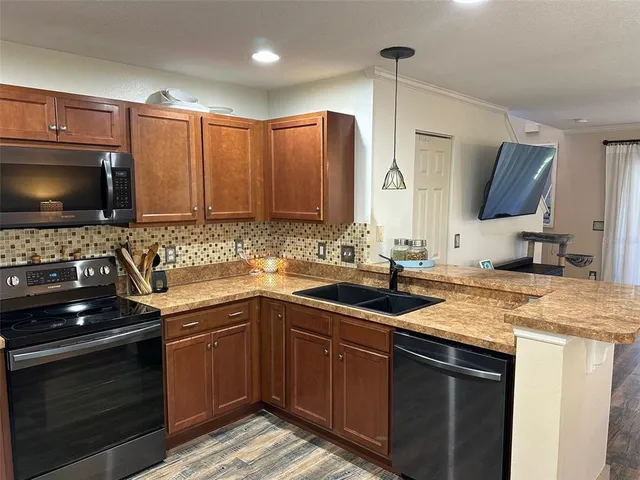 $2,100 | 2661 Carthage Drive, New Smyrna Beach, FL 32168