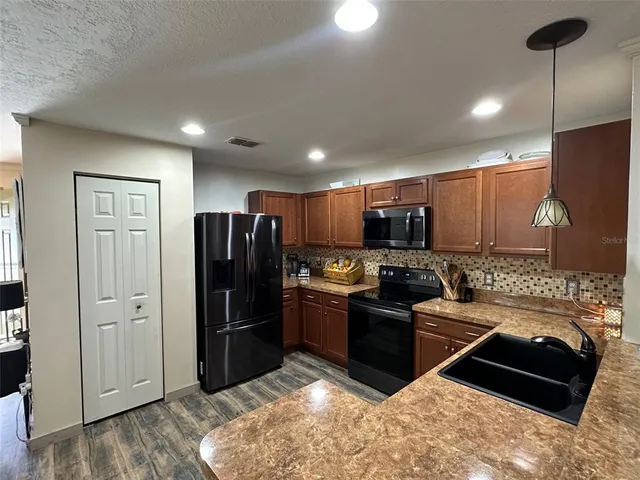 $2,100 | 2661 Carthage Drive, New Smyrna Beach, FL 32168