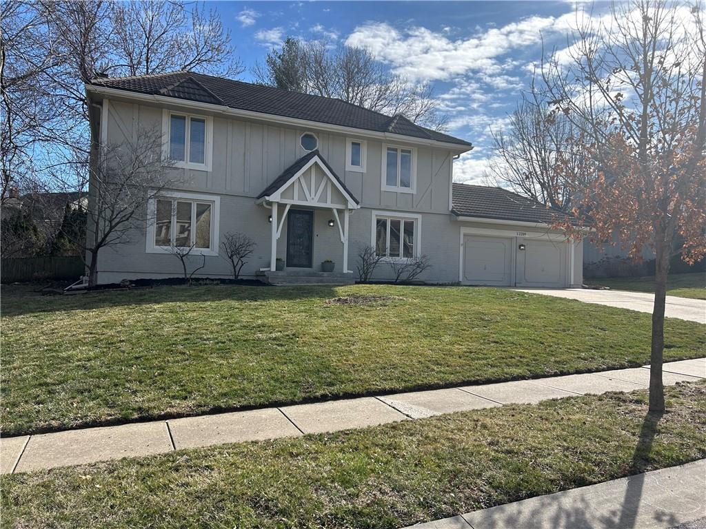 12209 Aberdeen Road Leawood, KS 66209 - Photo 1 of 42