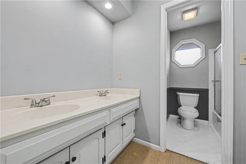 12209 Aberdeen Road Leawood, KS 66209 - Photo 24 of 42