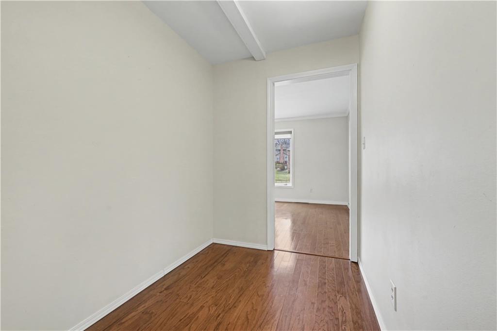 12209 Aberdeen Road Leawood, KS 66209 - Photo 9 of 42