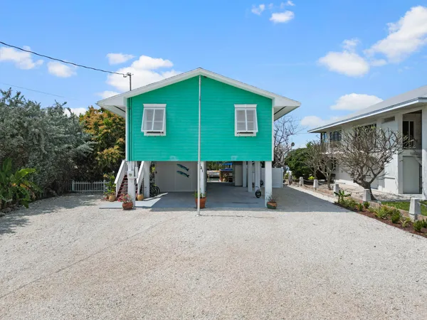 $1,250,000 | 2121 Yellowtail Drive, Marathon, FL 33050