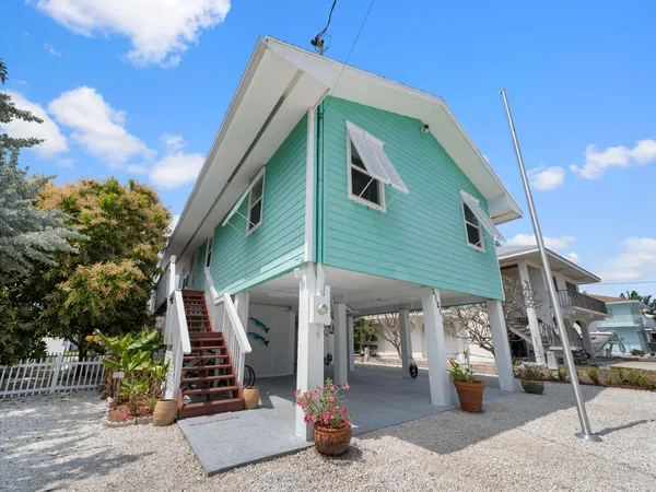 $1,250,000 | 2121 Yellowtail Drive, Marathon, FL 33050