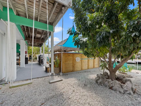 $1,250,000 | 2121 Yellowtail Drive, Marathon, FL 33050