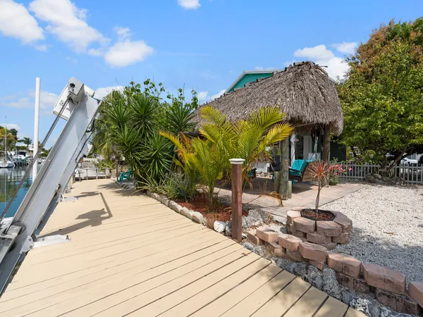 $1,250,000 | 2121 Yellowtail Drive, Marathon, FL 33050