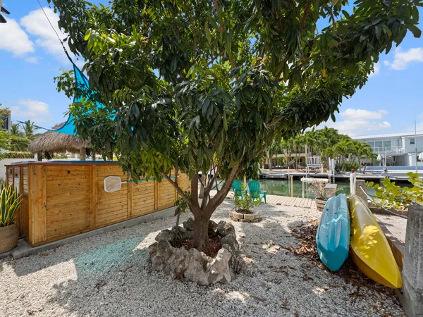 $1,250,000 | 2121 Yellowtail Drive, Marathon, FL 33050