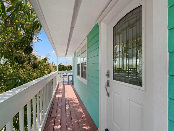 $1,250,000 | 2121 Yellowtail Drive, Marathon, FL 33050