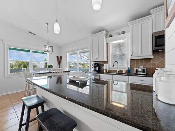 $1,250,000 | 2121 Yellowtail Drive, Marathon, FL 33050