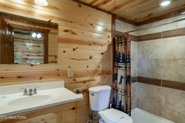 $1,475,000 | 3708 Tilda Hilltop Way, Sevierville, TN 37862