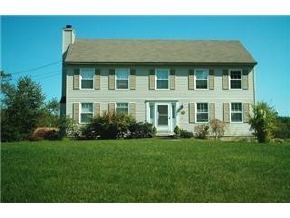 46 Chase Road Londonderry, NH 03053 - Photo 2 of 4