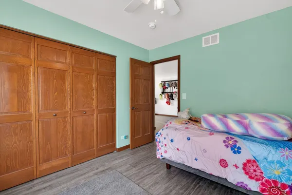 $485,000 | 2993 Stirling Court, Montgomery, IL 60538
