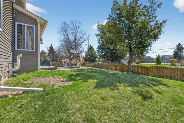 $485,000 | 2993 Stirling Court, Montgomery, IL 60538