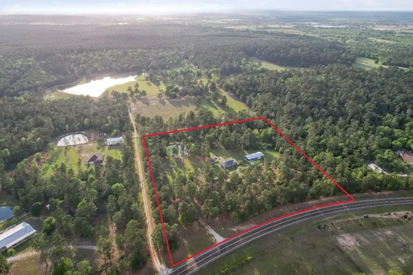 $649,000 | 94 Farm To Market Road 3179, Huntsville, TX 77340