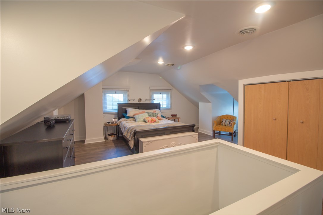 3215 Oak Road Cleveland, OH 44118 - Photo 30 of 35