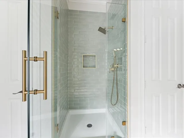 $3,800 | 11404 Island Manor Street, Pearland, TX 77584