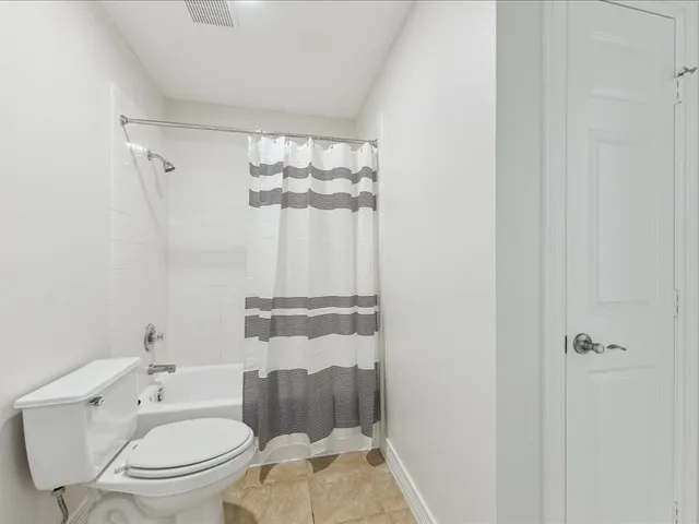 $3,800 | 11404 Island Manor Street, Pearland, TX 77584