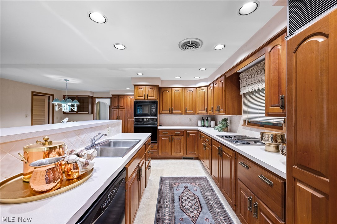 806 East Warner Road Akron, OH 44319 - Photo 18 of 50 Gallery Image 18