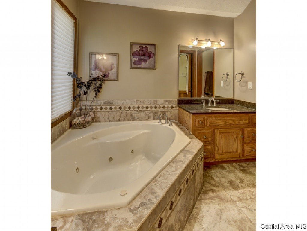 4 Gilson Drive Rochester, IL 62563 - Photo 27 of 36