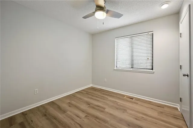 $285,000 | 14406 St Andrews Drive, Grandview, MO 64030