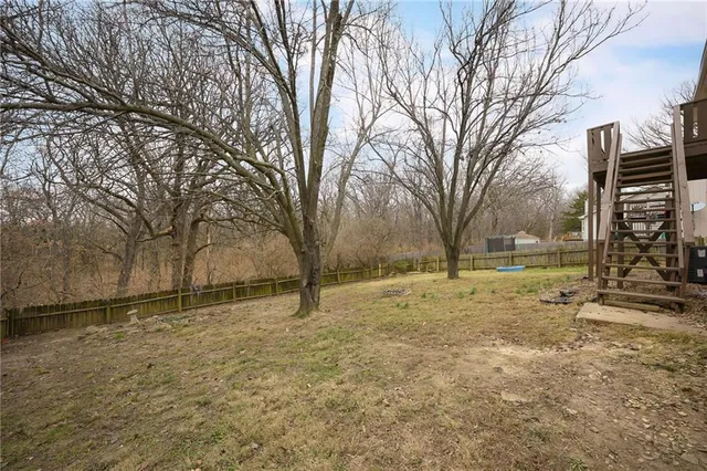 $285,000 | 14406 St Andrews Drive, Grandview, MO 64030