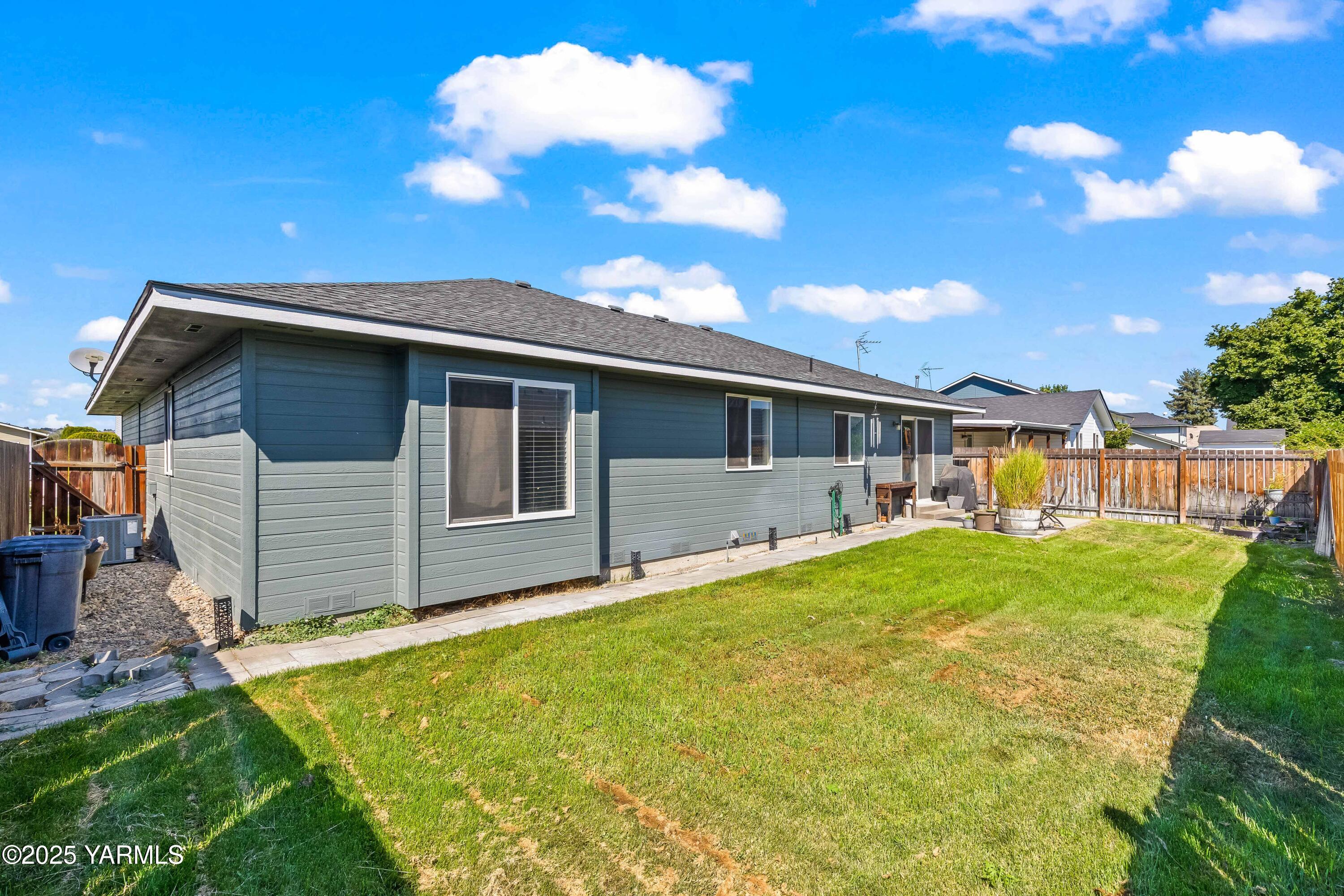 6508 Terry Avenue Yakima, WA 98908 - Photo 24 of 24 a front view of house with yard and seating area