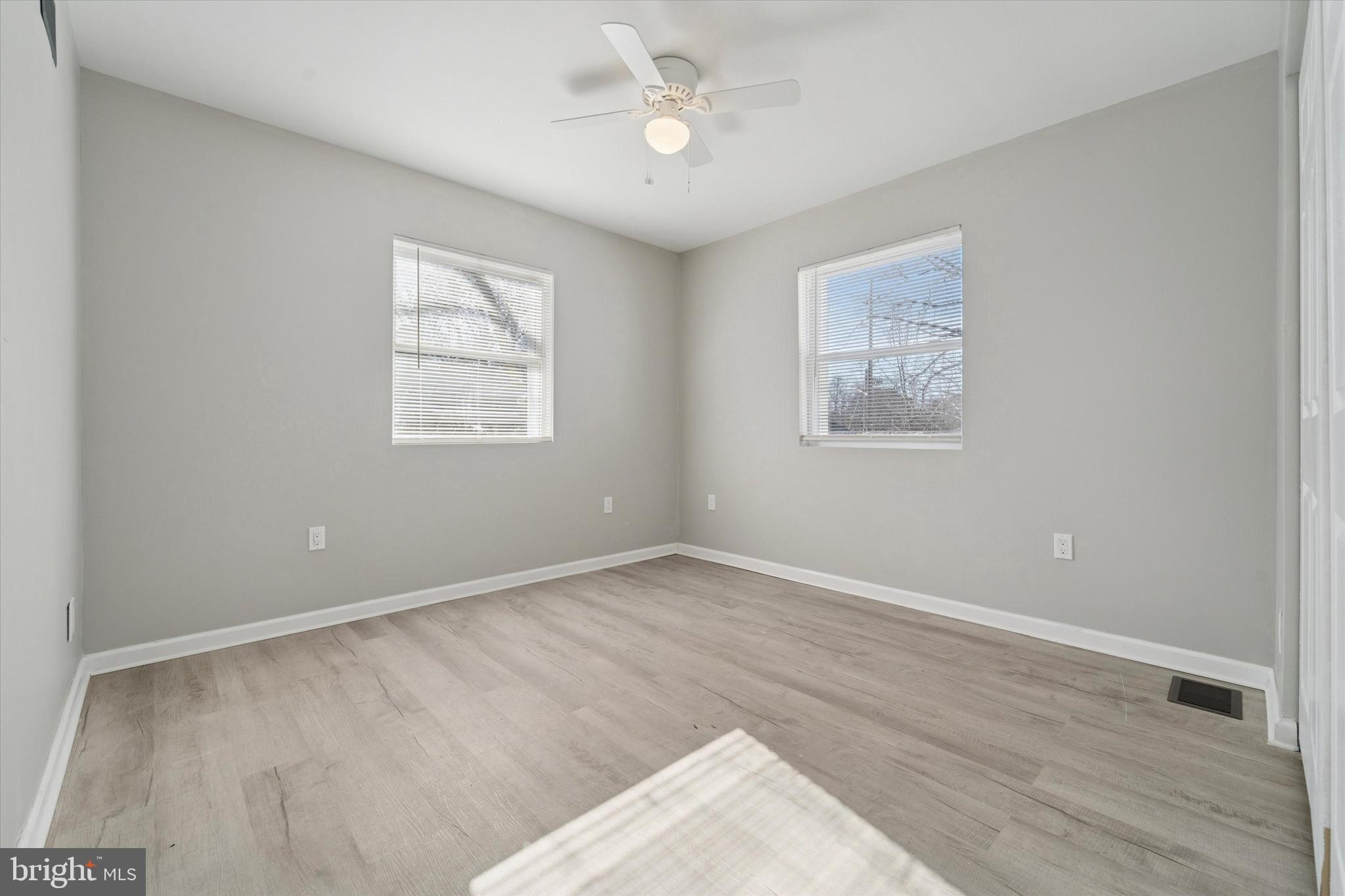 760 Ashbourne Avenue Lindenwold, NJ 08021 - Photo 20 of 30 Good Size Second Bedroom
