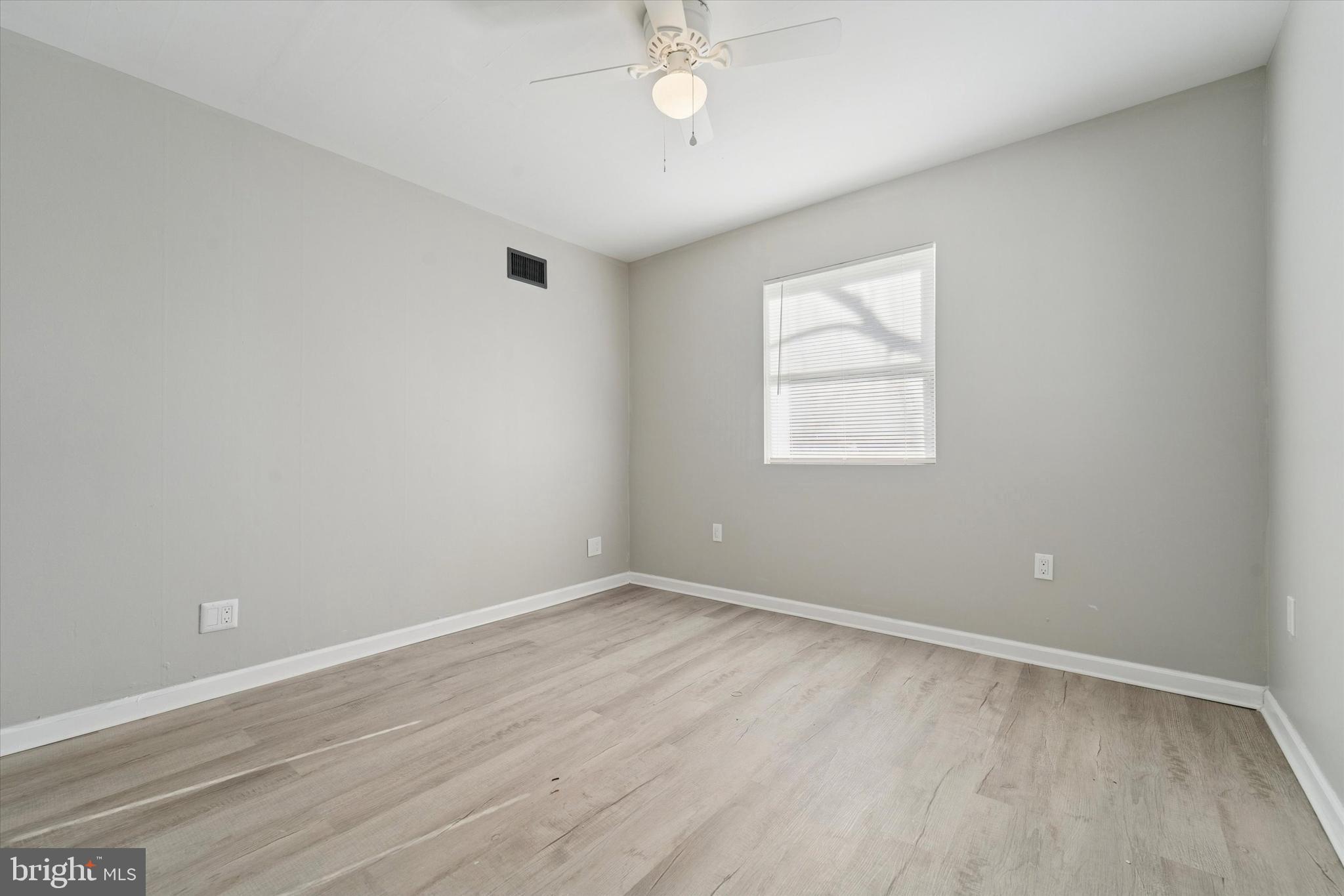 760 Ashbourne Avenue Lindenwold, NJ 08021 - Photo 23 of 30 Second Bedroom - Lots of new Windows