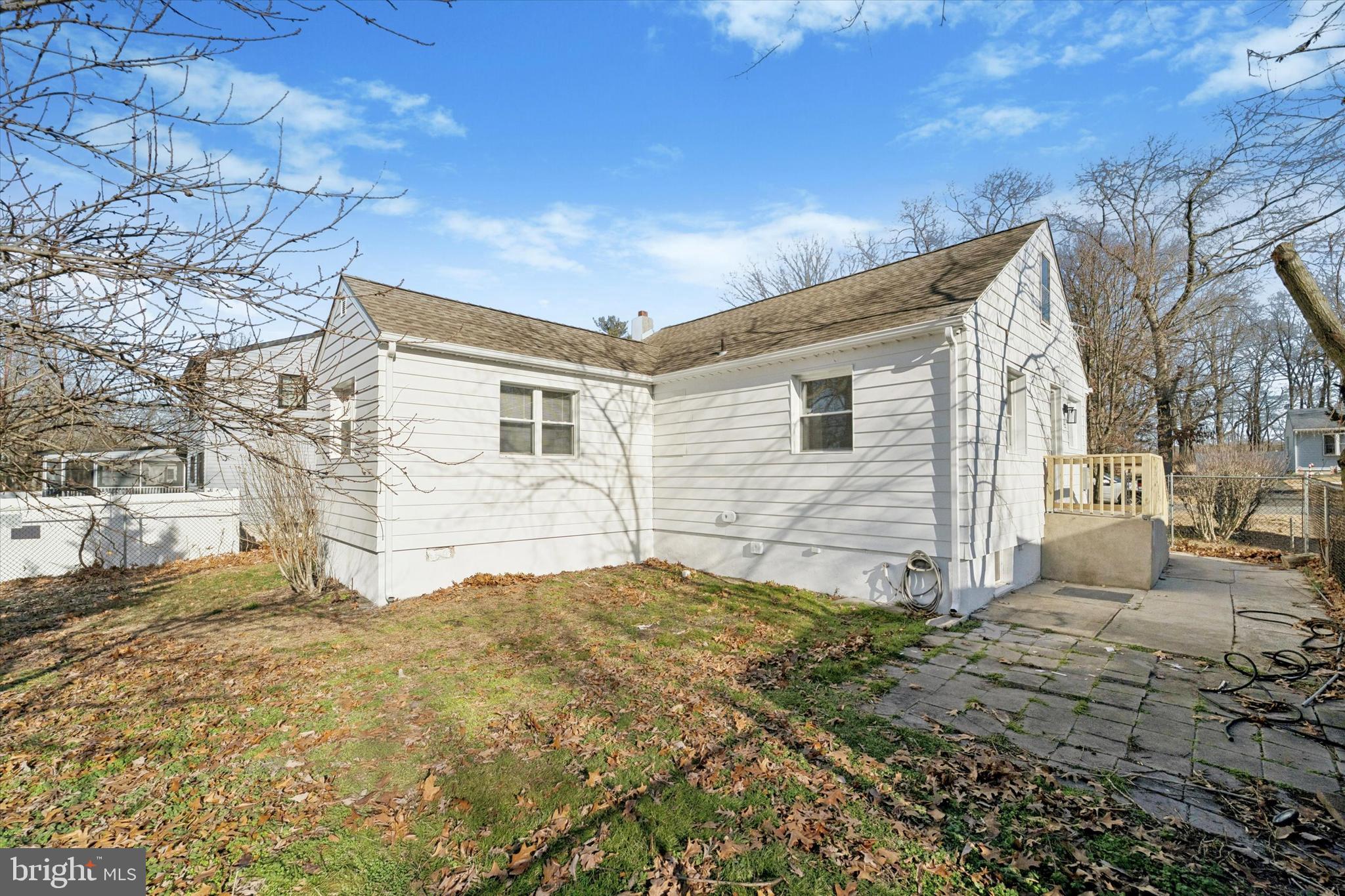 760 Ashbourne Avenue Lindenwold, NJ 08021 - Photo 4 of 30