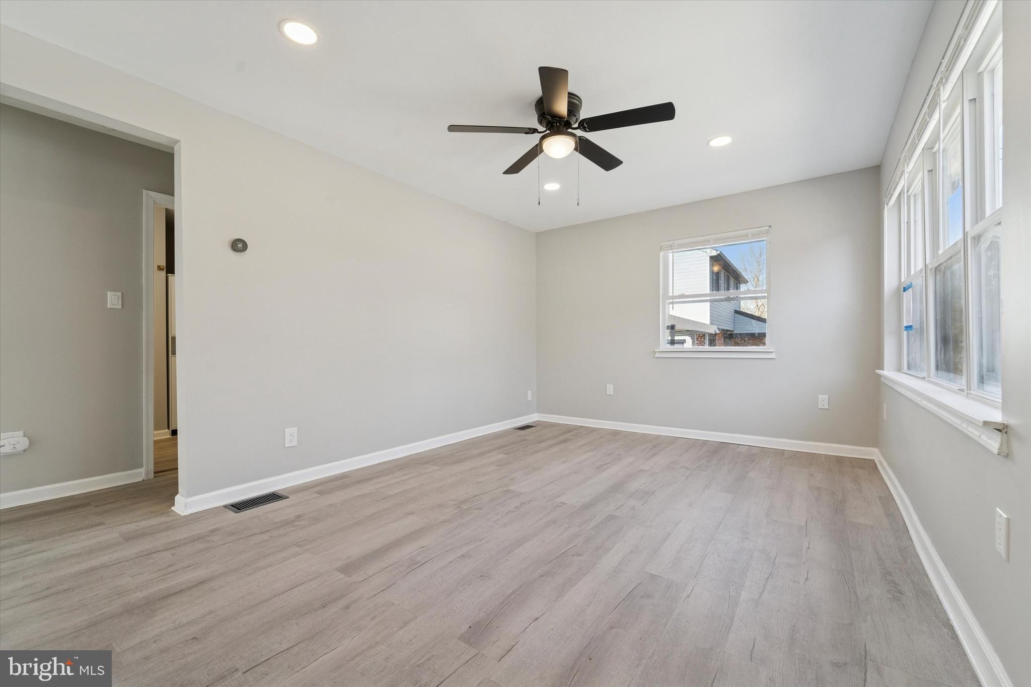 760 Ashbourne Avenue Lindenwold, NJ 08021 - Photo 8 of 30