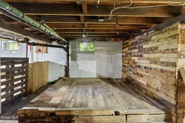 $219,900 | 32 Homestead Street, Albany, NY 12203