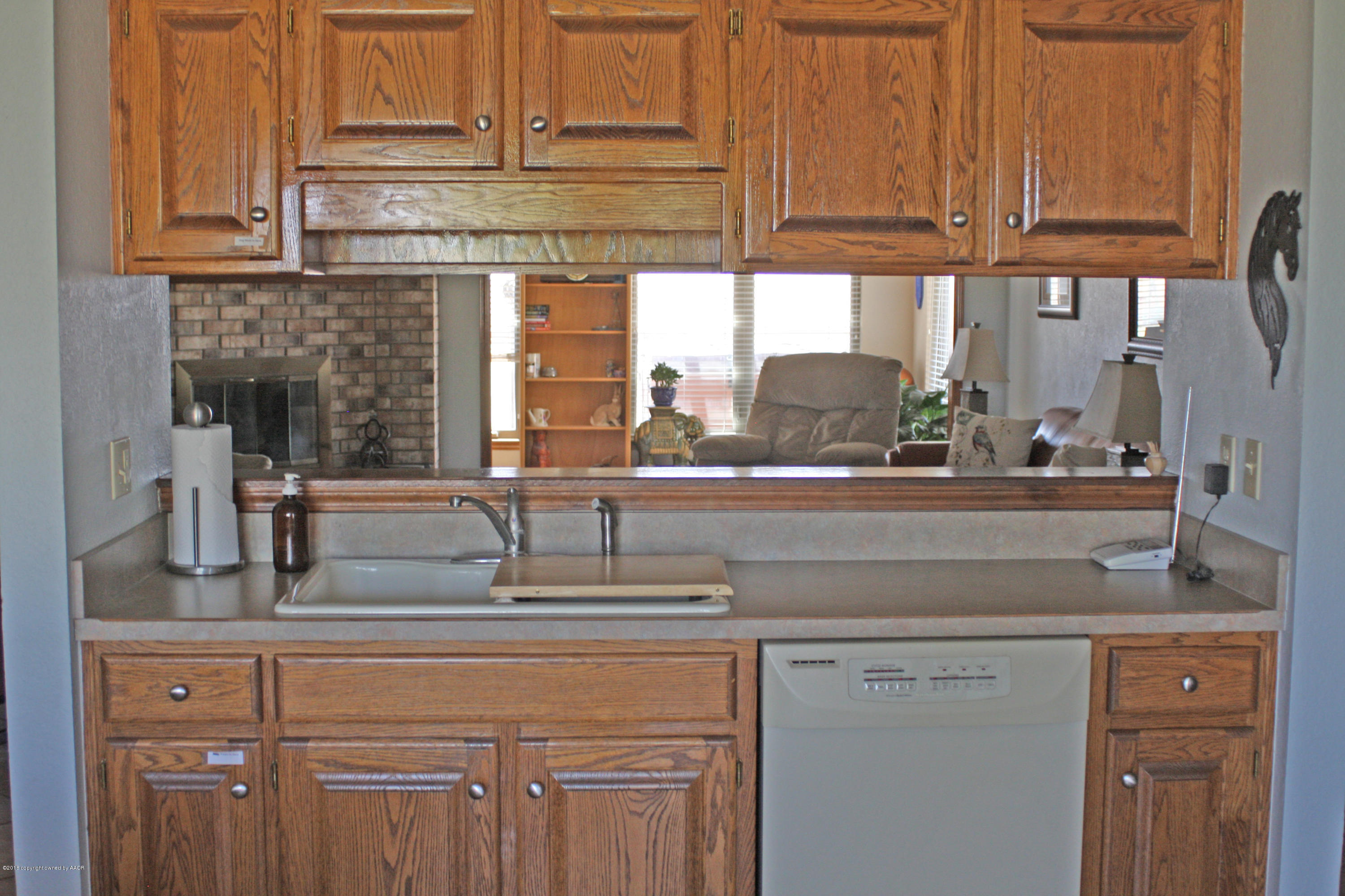 9110 Dowell Road Amarillo, TX 79119 - Photo 12 of 47 04aKit Kitchen 03