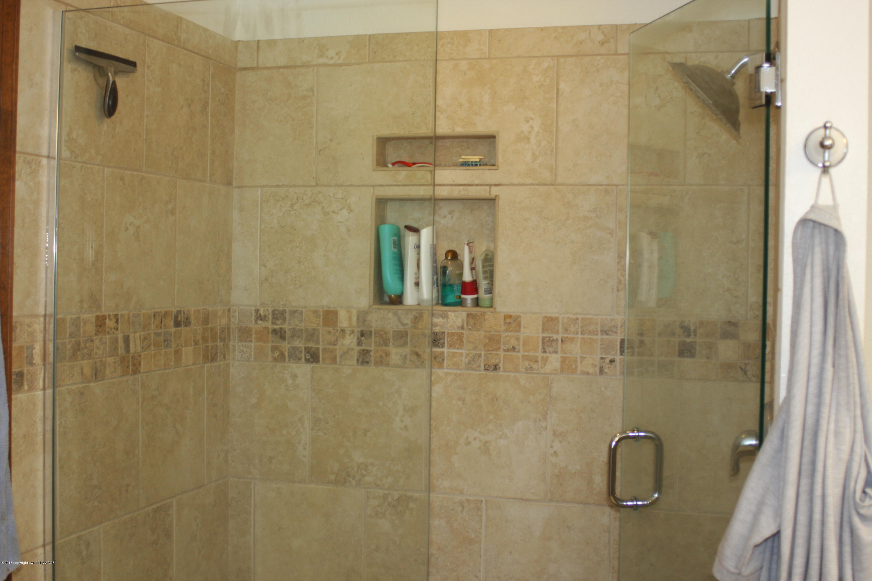 9110 Dowell Road Amarillo, TX 79119 - Photo 18 of 47 07aMBthMaster Bath 02