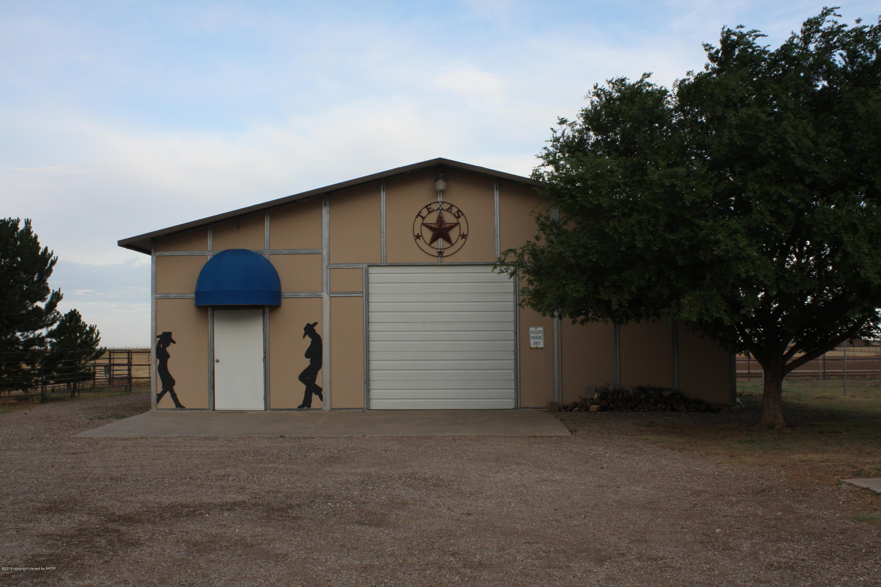 9110 Dowell Road Amarillo, TX 79119 - Photo 26 of 47 12aMisc Barn 01