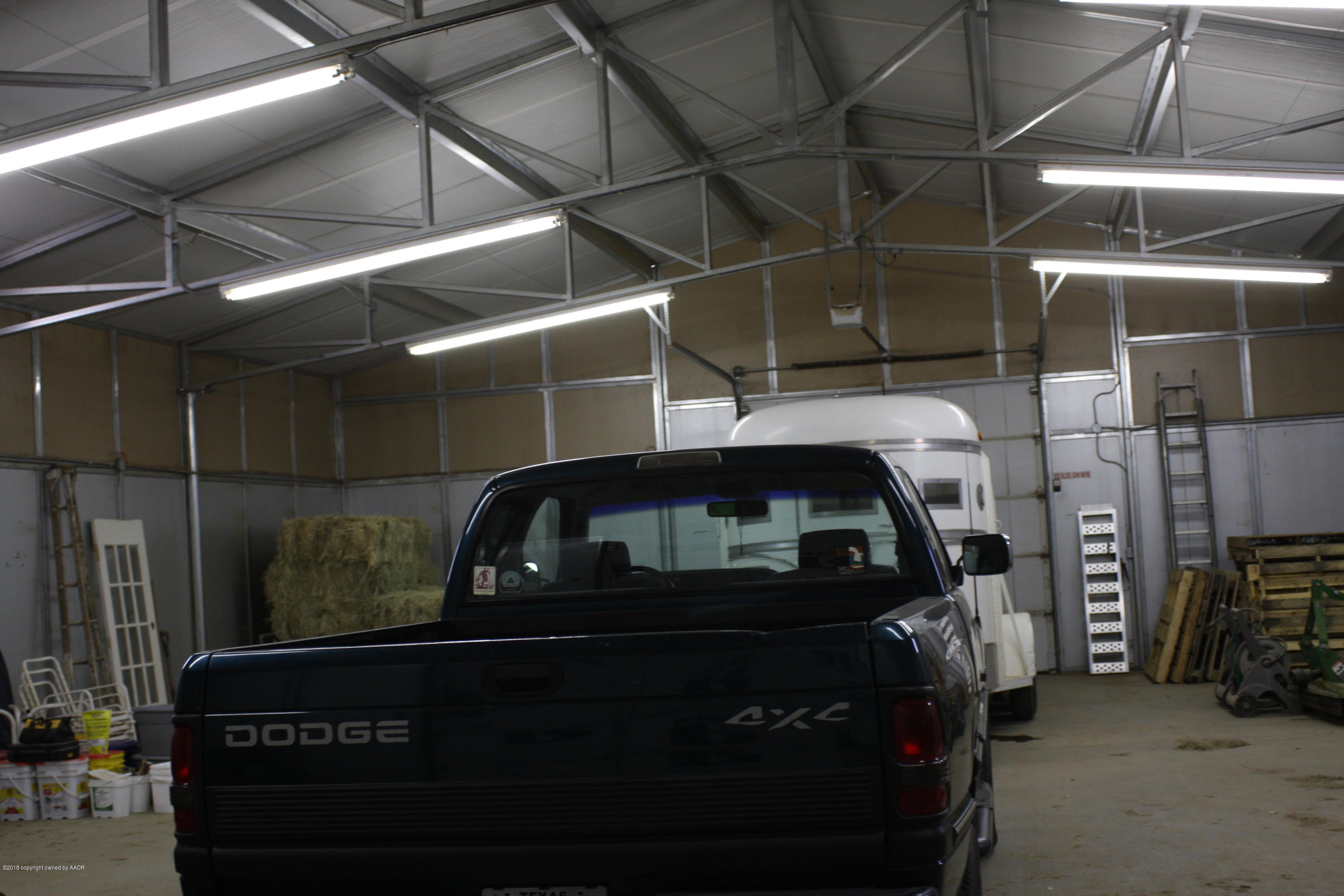 9110 Dowell Road Amarillo, TX 79119 - Photo 27 of 47 12aMisc Barn 02