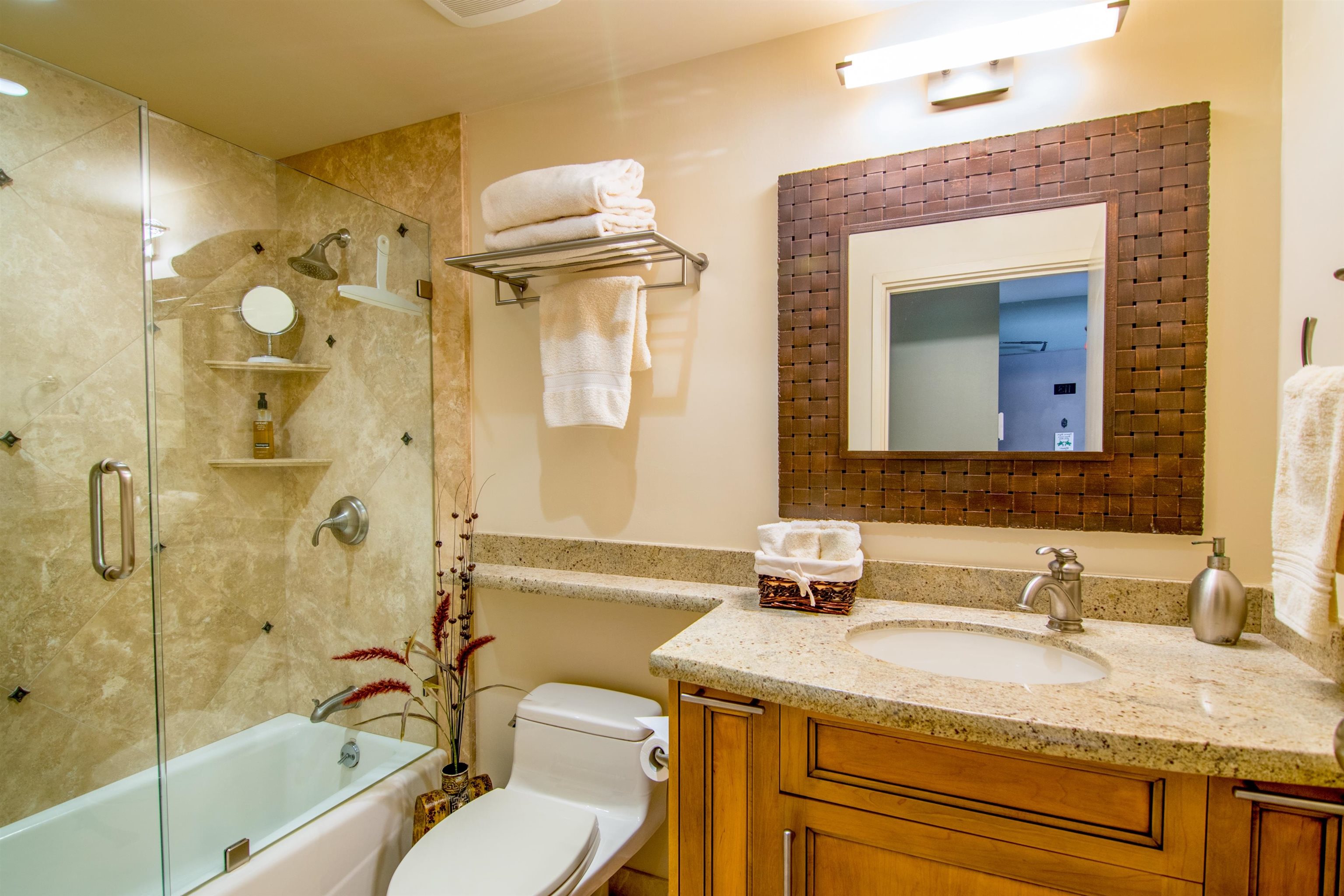 4007 Lower Honoapiilani Road, Unit 113 Lahaina, HI 96761 - Photo 12 of 27 Gallery Image 12