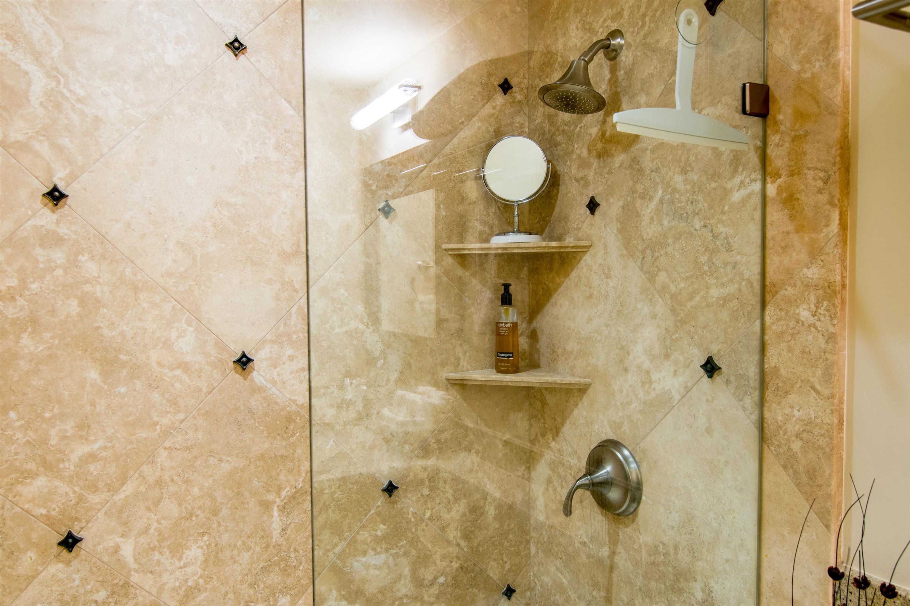 4007 Lower Honoapiilani Road, Unit 113 Lahaina, HI 96761 - Photo 13 of 27 Gallery Image 13