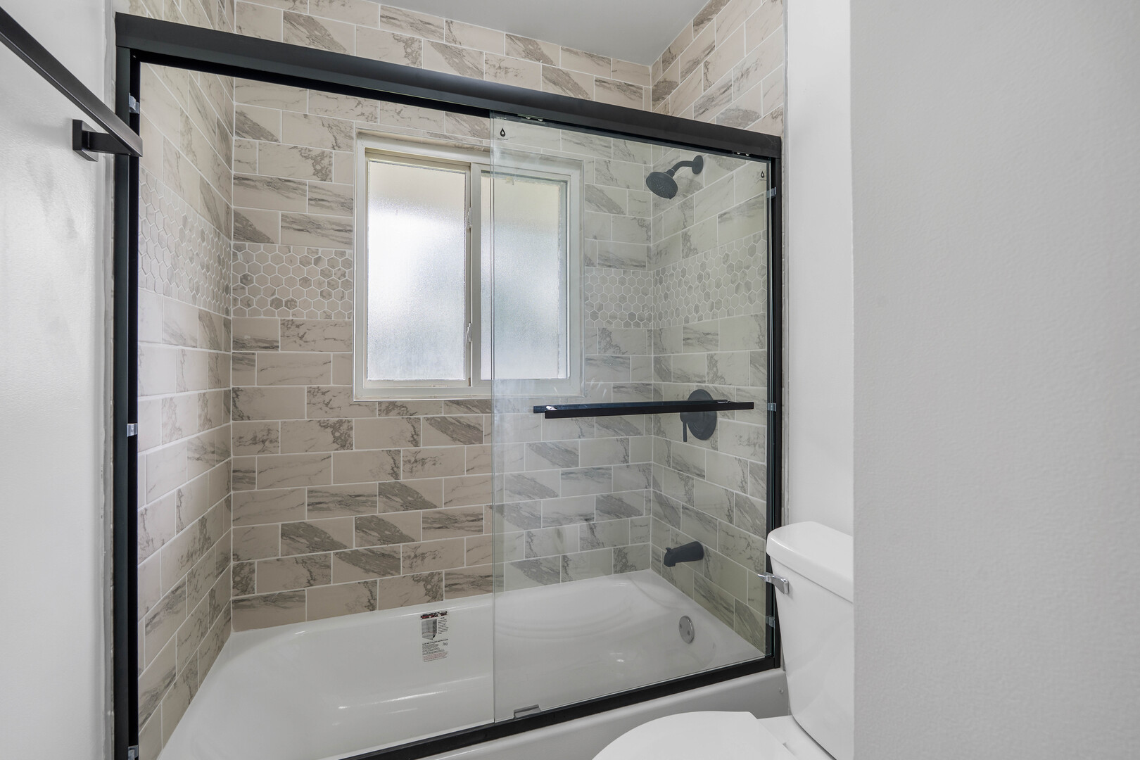 669 White Pine Road Buffalo Grove, IL 60089 - Photo 17 of 33 Gallery Image 17