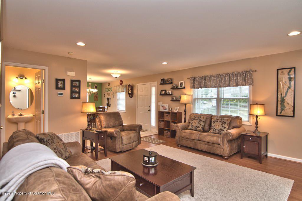 40 Waterford Road Clarks Summit, PA 18411 - Photo 6 of 41 Gallery Image 6