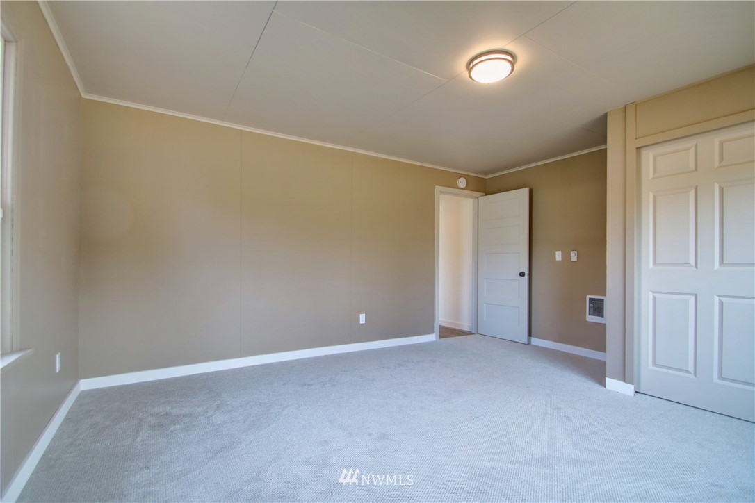 22163 Cook Road Sedro-Woolley, WA 98284 - Photo 13 of 34 Gallery Image 13