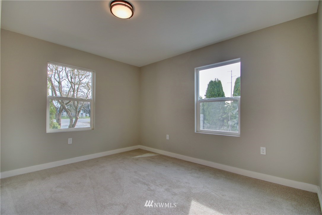 22163 Cook Road Sedro-Woolley, WA 98284 - Photo 18 of 34 Gallery Image 18