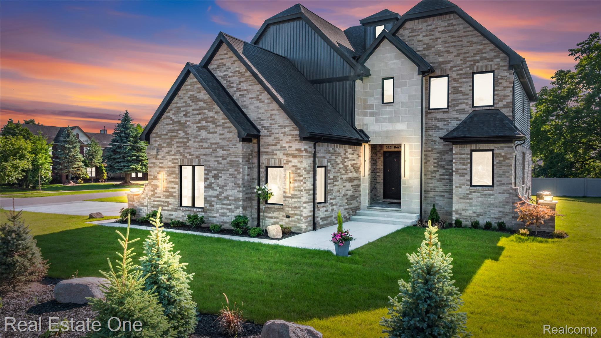 5321 Rochester Road Troy, MI 48085 - Photo 1 of 69 5321 Rochester - OnDemand Pix Photography (114).jpg
