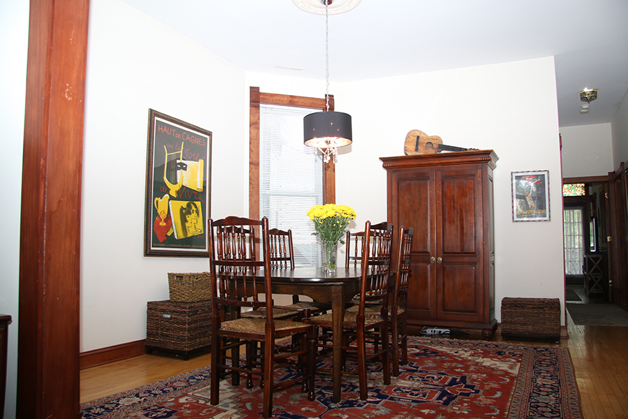 857 West Newport Avenue, Unit 3 Chicago, IL 60657 - Photo 5 of 19 a view of a dining room with furniture