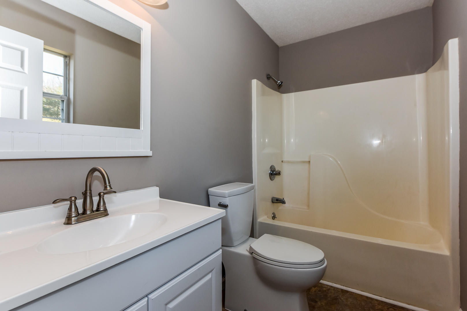 502 Hopewell Road Maryville, TN 37801 - Photo 18 of 29 Master bath