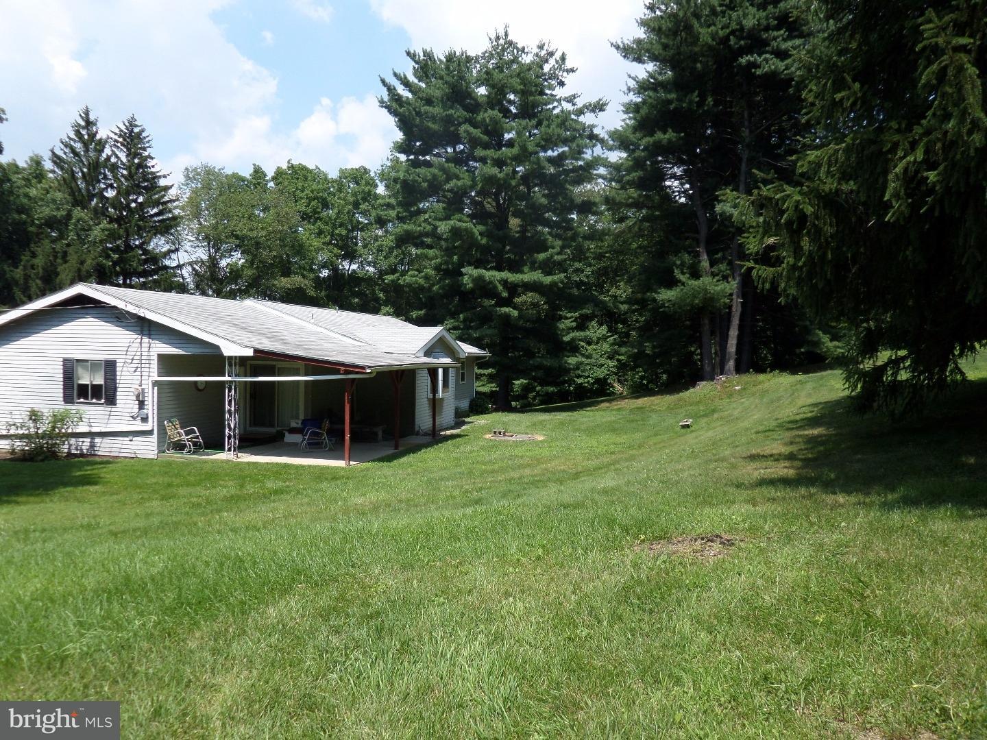 5655 Vera Cruz Road Emmaus, PA 18049 - Photo 5 of 6 Gallery Image 5